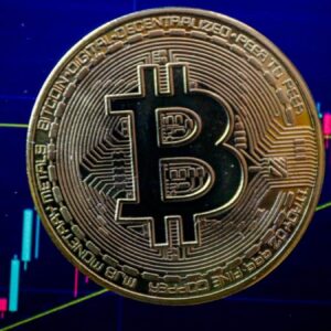 Bitcoin 100 bin dolara merdiven dayadı