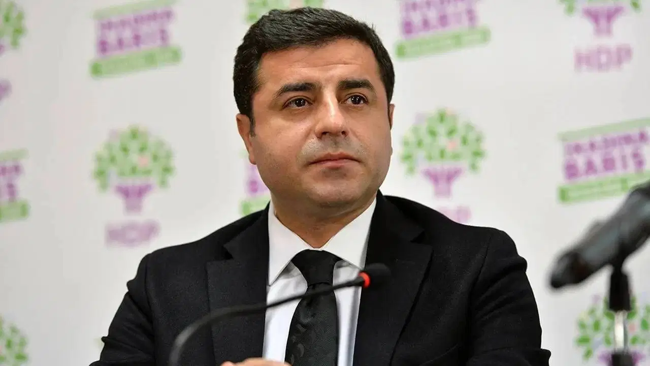 akpli vekilden carpici demirtas cikisi surece faydasi olur PG752ecV.jpg