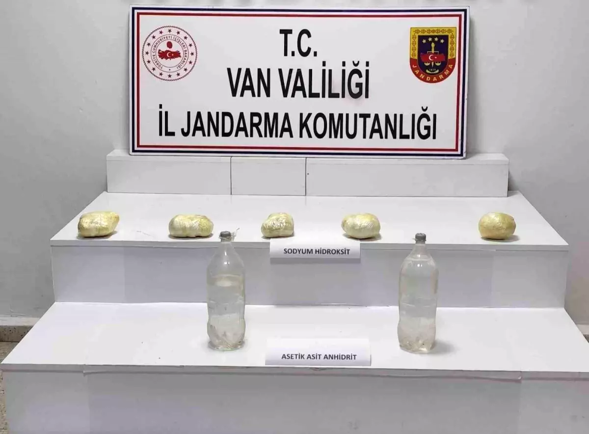 Van’da Uyuşturucu Operasyonu: 4 Kilo Asetik Asit Ele Geçirildi