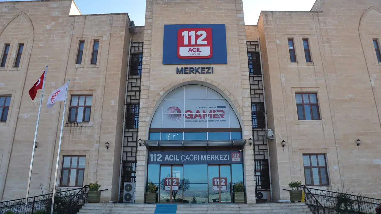 112 personelinin telefonda yönlendirmesiyle eşine doğum yaptırdı