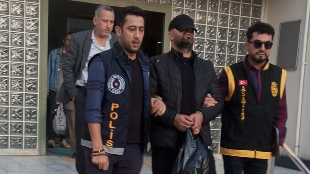 Aydın’da 12,5 yıl hapisle aranan şahıs, pazarda yakalandı