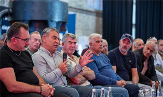 baskan tugay su urunleri kooperatiflerinin temsilcileri ile bulustu tz3l72T4.jpg