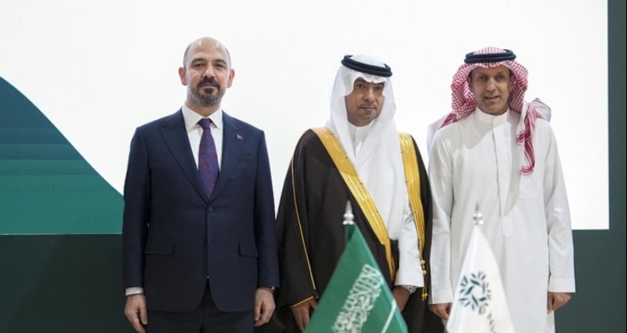 Emlak Konut, Suudilere villa yapacak