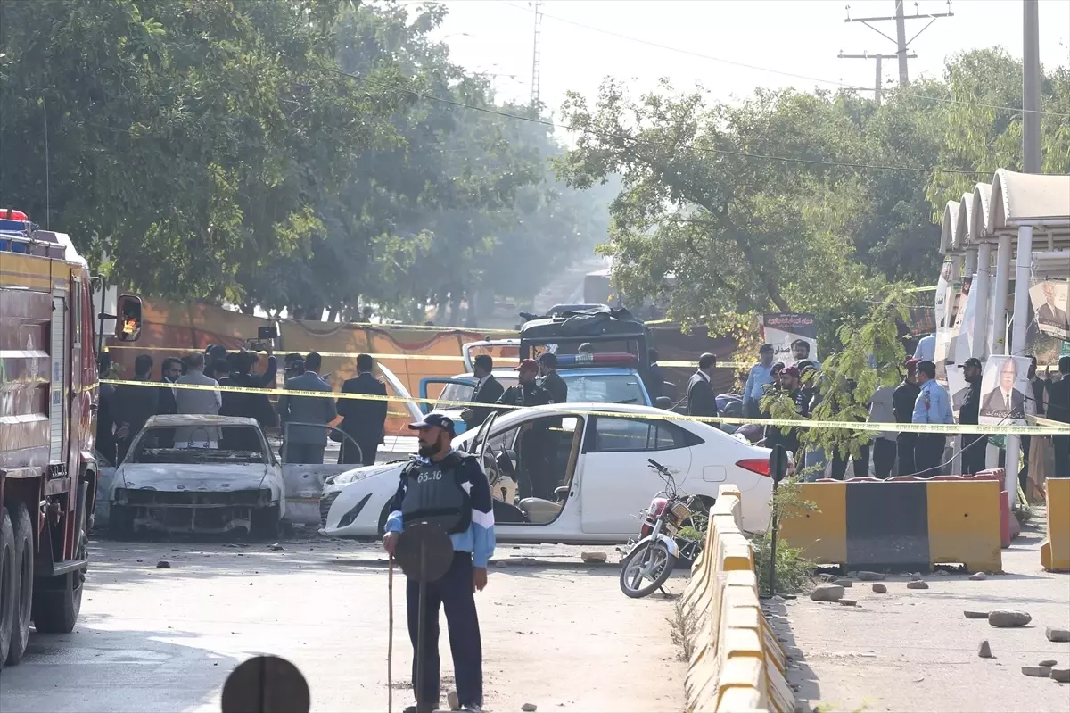 İslamabad’da İntihar Saldırısı: 12 Ölü, 21 Yaralı