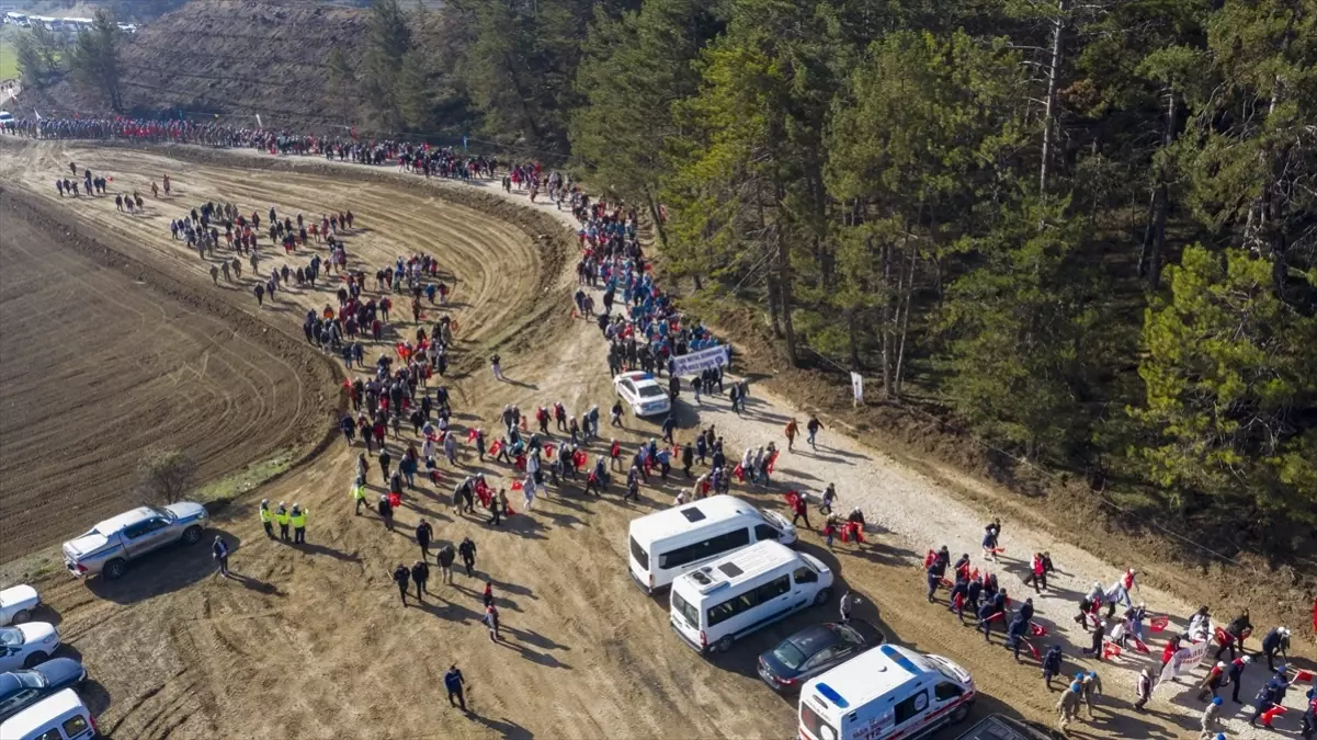 Sakarya’da Kaçakçılık Operasyonlarında 3 Şüpheli Gözaltına Alındı