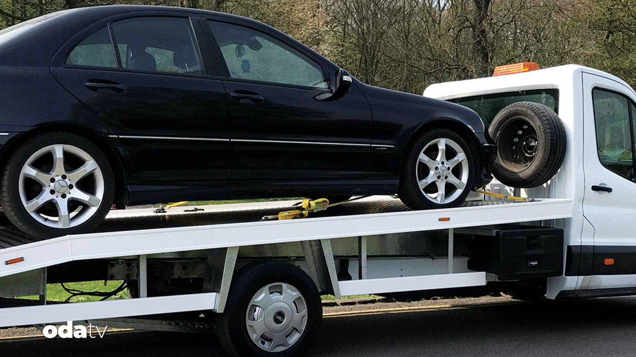 Çekicilerin ilginç yılbaşı hazırlığı… Alkollü sürücüye özel vale hizmeti