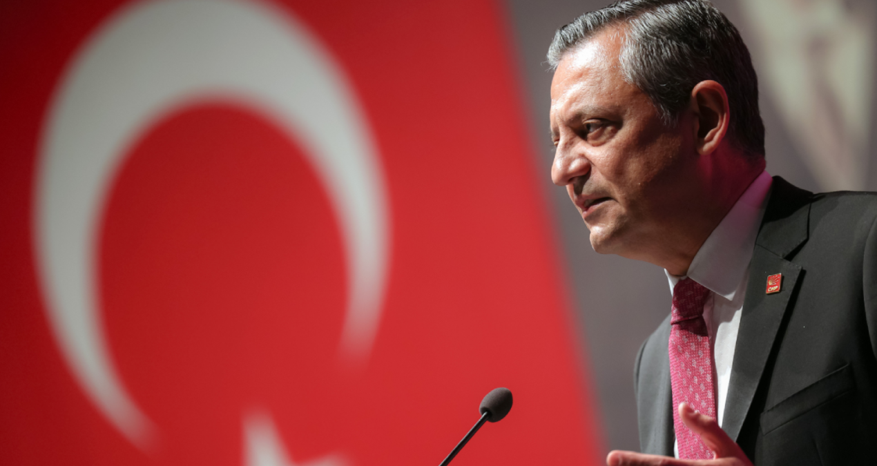 Kriz büyüyor: Özel Cuma İzmir’e gidiyor