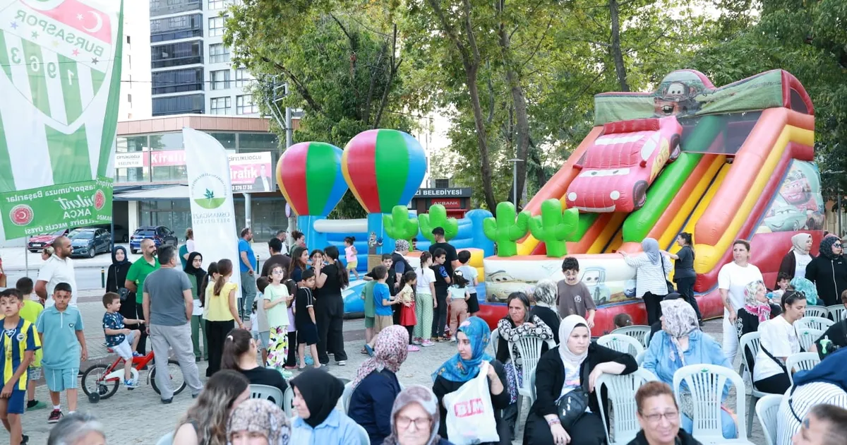 Osmangazi’de eğlence mahalle mahalle geziyor