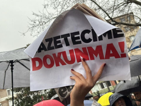 Son dakika butlan chpsindeki figuran tiyatrosu icin gazeteciler ifadeye cagrildi MJOFwlji
